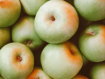 Full frame shot of apples