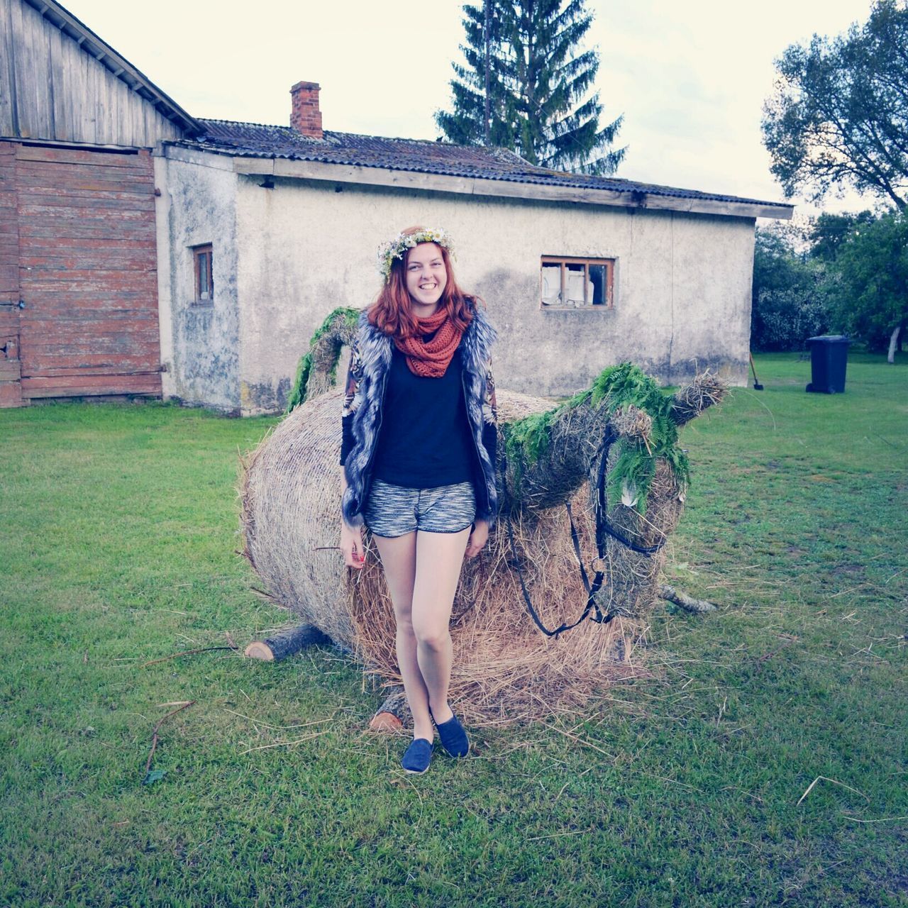 young adult, person, casual clothing, full length, lifestyles, building exterior, portrait, looking at camera, architecture, grass, built structure, leisure activity, front view, young women, smiling, standing, house