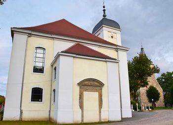 View of cathedral against sky