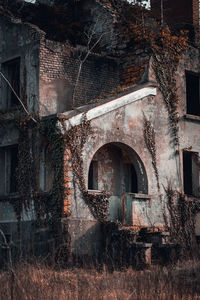 Abandoned building