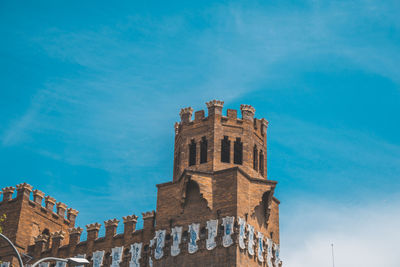 Tower in old town barcelona 