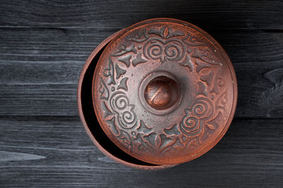 Directly above shot of carving on table