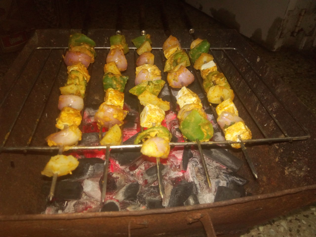 HIGH ANGLE VIEW OF MEAT ON BARBECUE