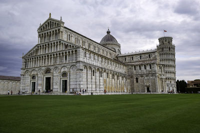 View of historic building against cloudy sky