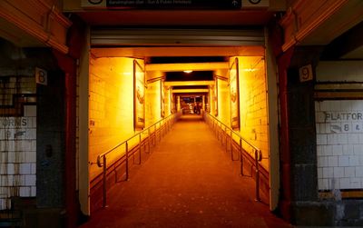 Illuminated corridor