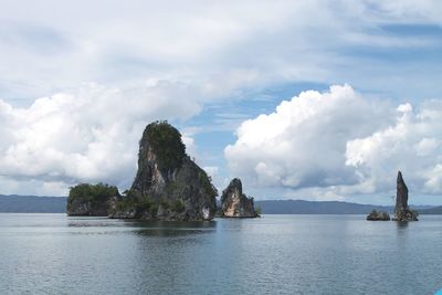 Scenic view of sea against sky