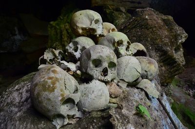 Close up of rocks in cave