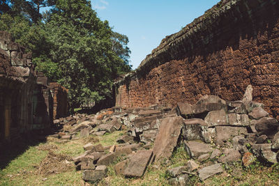 Exterior of angkor wat 