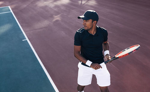 Man playing tennis