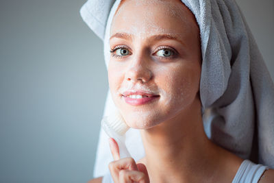 Portrait of smiling young woman