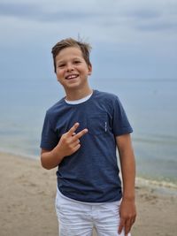 Portrait of young boy in the beach 