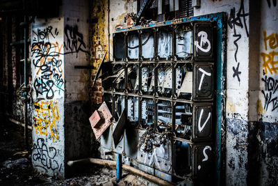 Graffiti on abandoned building