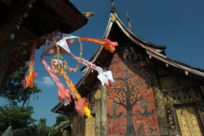 Plants against buddhist temple