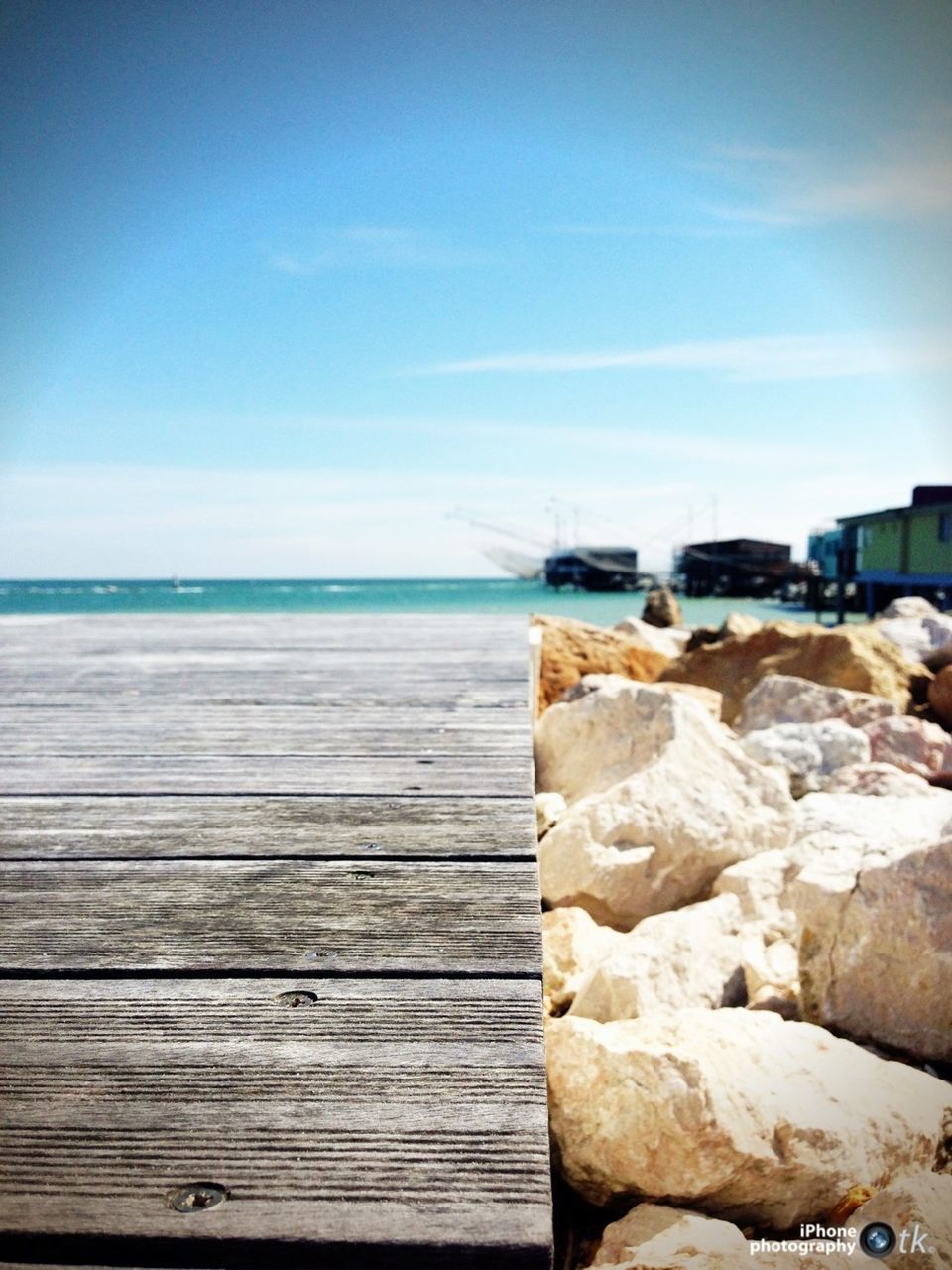 sea, horizon over water, water, sky, beach, blue, tranquil scene, tranquility, scenics, shore, wood - material, beauty in nature, nature, pier, day, idyllic, outdoors, calm, cloud, no people