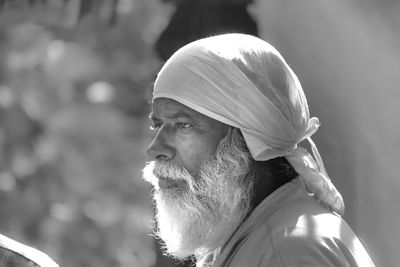 Close-up of young man looking away