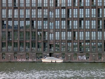 Buildings in city