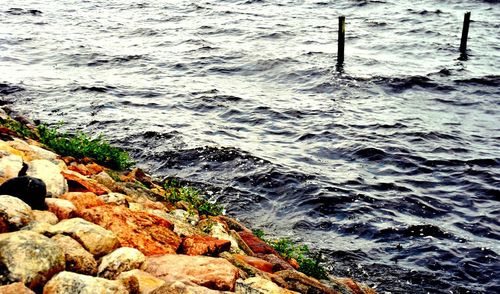 Waves splashing on rocks