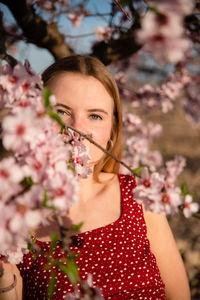 Portrait of a beautiful young woman