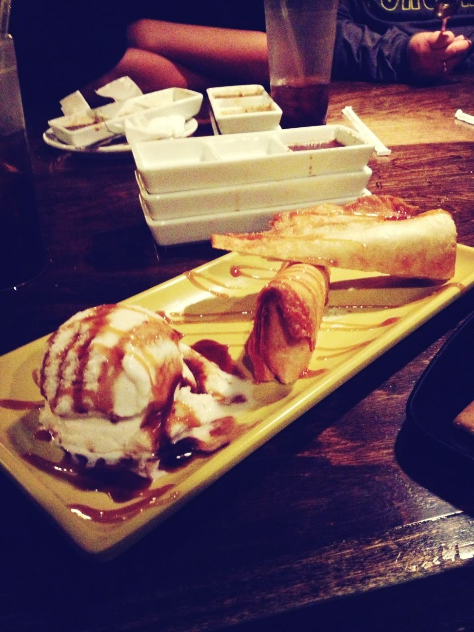 Deep Fried Cheese Cake With Ice Cream 