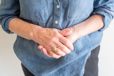 Close-up of man hand