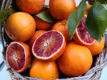 Close-up of oranges