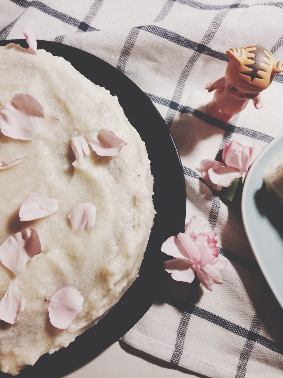 freshness, indoors, food and drink, food, table, sweet food, ready-to-eat, dessert, high angle view, indulgence, unhealthy eating, still life, close-up, plate, flower, temptation, person, bowl