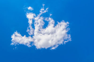 Low angle view of vapor trail in sky