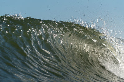 wave