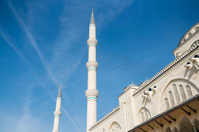 Minaret in the camlica mosque in uskudar district of istanbul. new mosque in turkey