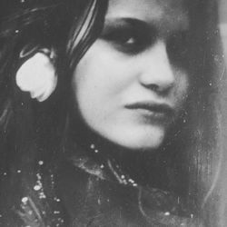 Close-up portrait of young woman
