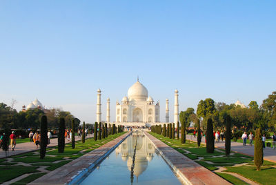 Taj mahal , a famous historical monument, a monument of love