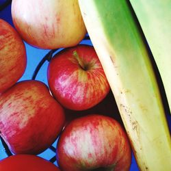 Full frame shot of apples