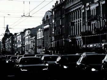 Traffic on city street