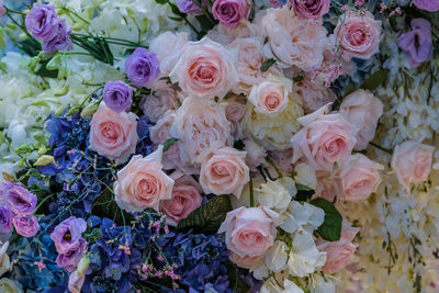 Close-up of rose bouquet