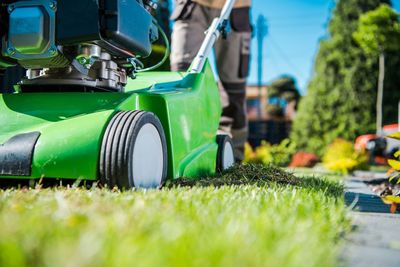 Surface level of lawn mower on grass