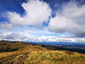 Autumn in the bieszczady mountains poland. mountain trails in the bieszczady mountains. 