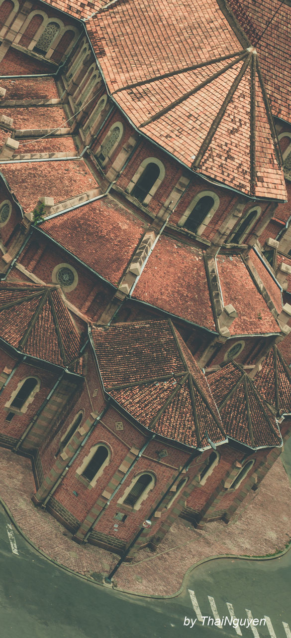 FULL FRAME SHOT OF ROOF TILES