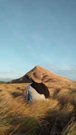I want to sit here for along time and enjoy the arid landscape
