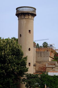 View of tower against sky