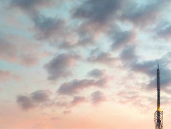 Low angle view of cloudy sky