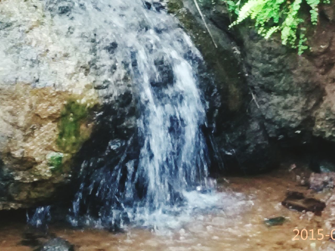 water, motion, waterfall, flowing water, flowing, rock - object, long exposure, splashing, nature, blurred motion, surf, rock formation, power in nature, beauty in nature, waterfront, outdoors, day, stream, no people, rock