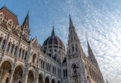 Beautiful architecture of famous hungarian parliament building in budapest, hungary