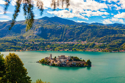 Scenic view of isola san giulio inside orta's lake, piemonte, italy.