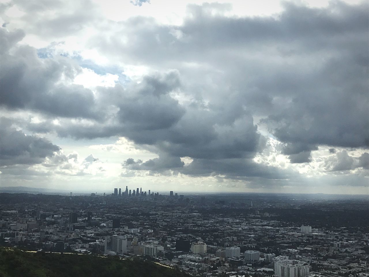 sky, nature, cloud - sky, sea, no people, scenics, beauty in nature, water, outdoors, sunbeam, travel destinations, tranquility, tranquil scene, day, city, architecture