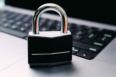 padlock