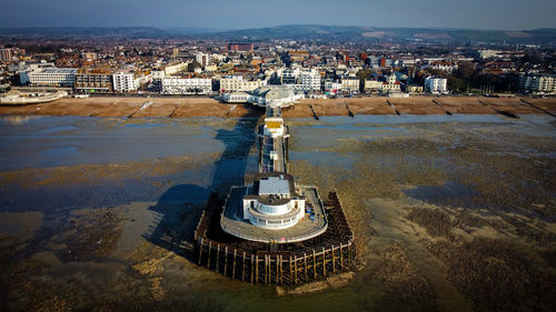 Worthing pier at low tide