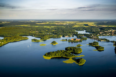 The view from above of the lake with the small islands