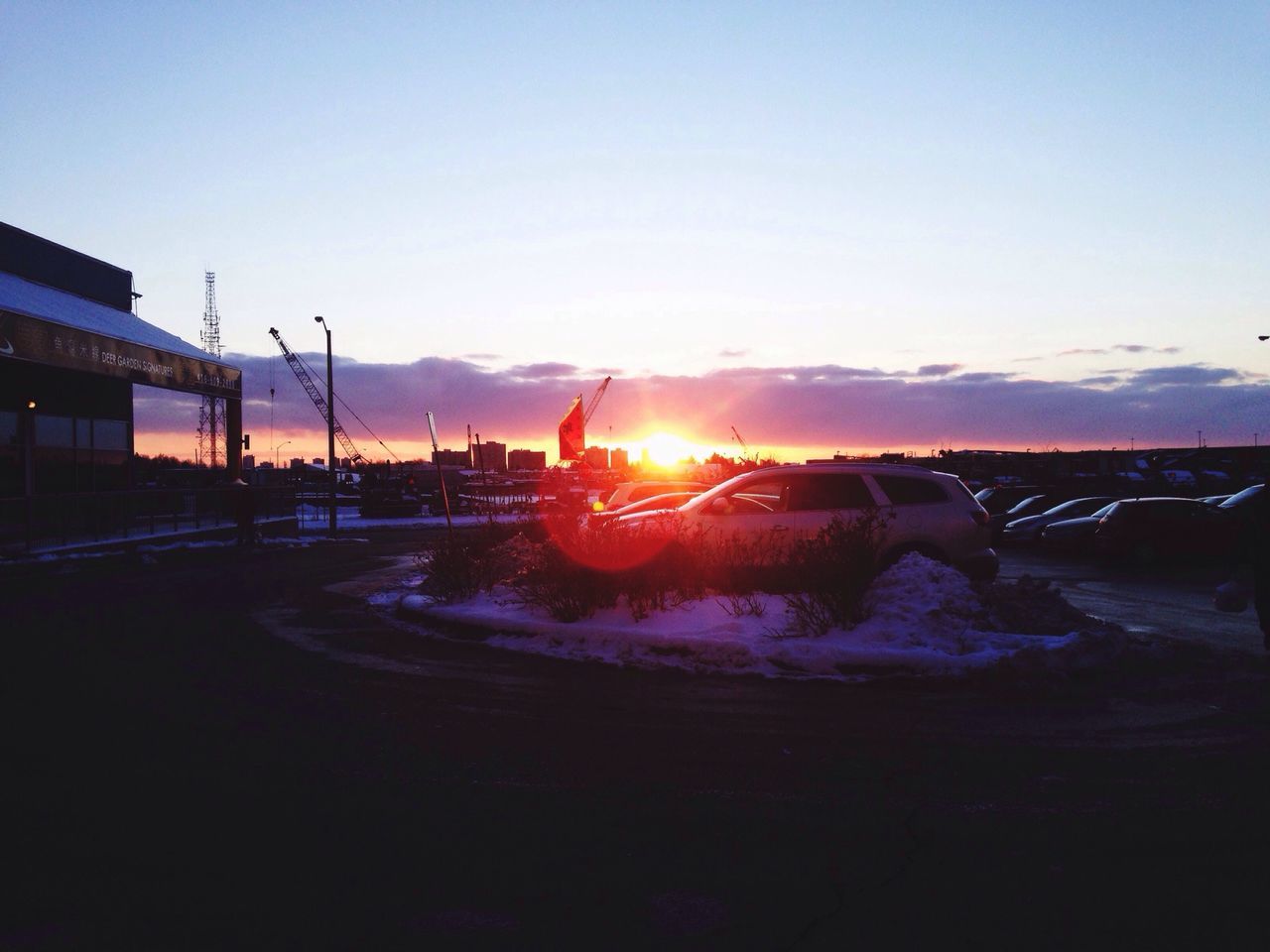 sun, sunset, sunbeam, sunlight, lens flare, building exterior, sky, built structure, architecture, clear sky, copy space, nature, house, scenics, outdoors, beauty in nature, tranquil scene, orange color, winter, tranquility