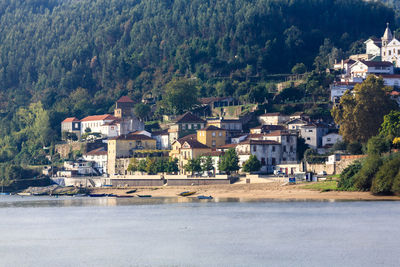 Houses by sea