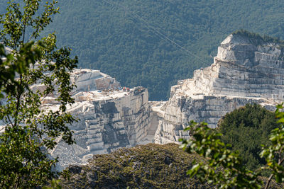 View of the carrara marble quarries.